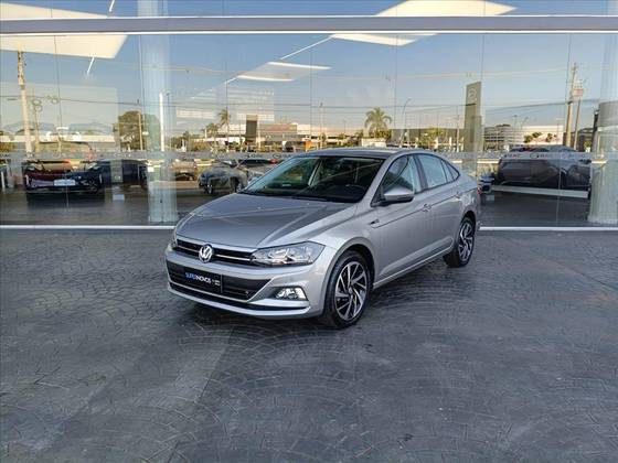 VOLKSWAGEN VIRTUS 1.0 200 TSI HIGHLINE AUTOMÁTICO